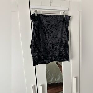 H&M Midnight Black Crushed Velvet Mini Skirt